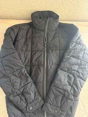 Women’s crew Black Quilted Puffer Jacket - Lightweight Cold-Weather Coat